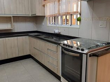 Sobrado em Condom�nio � Venda